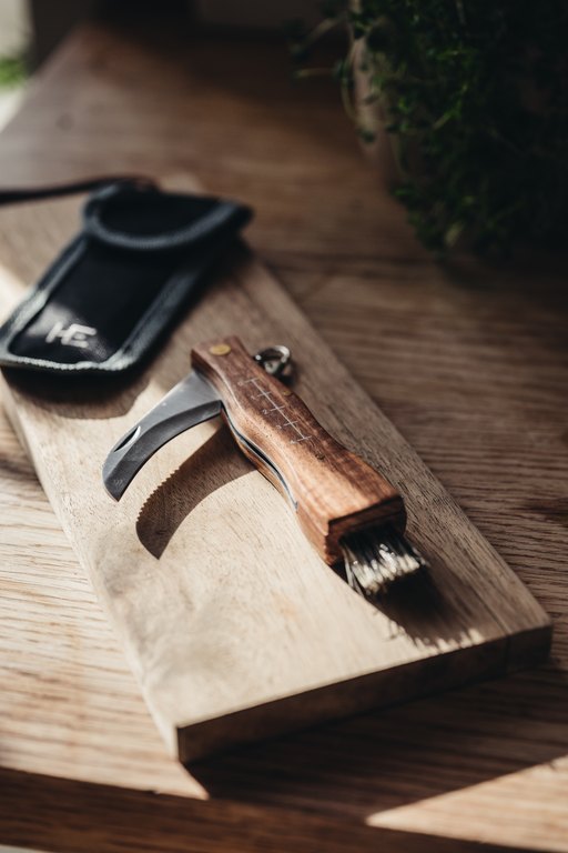 Heirol TAITTUVA SIENIVEITSI