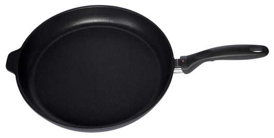 Swiss Diamond XD Paistinpannu 28 cm